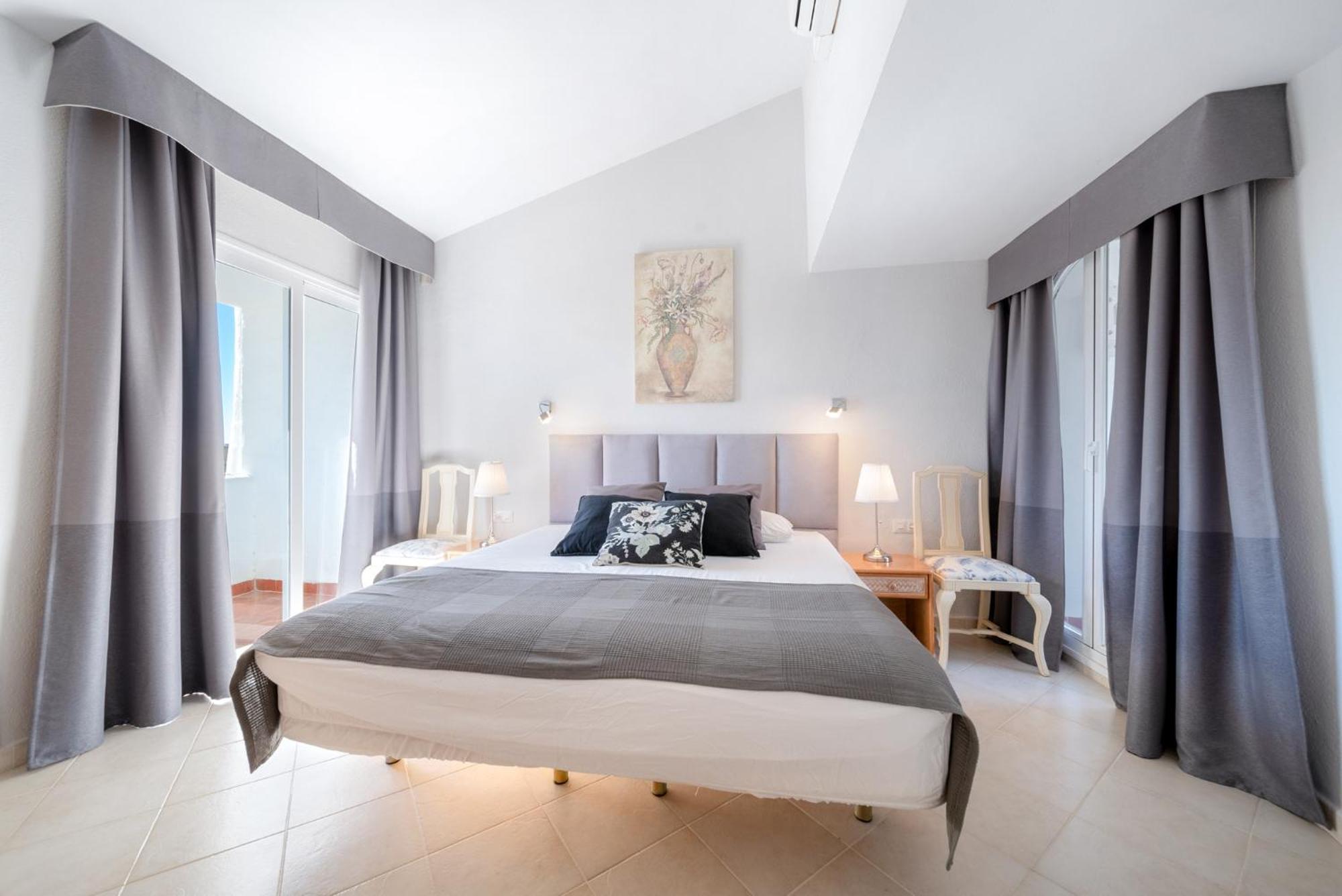E04 Jardines 1 - Apartment Ситио-де-Калаонда Экстерьер фото